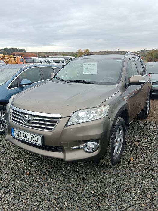 Vând Toyota RAV4 Diesel