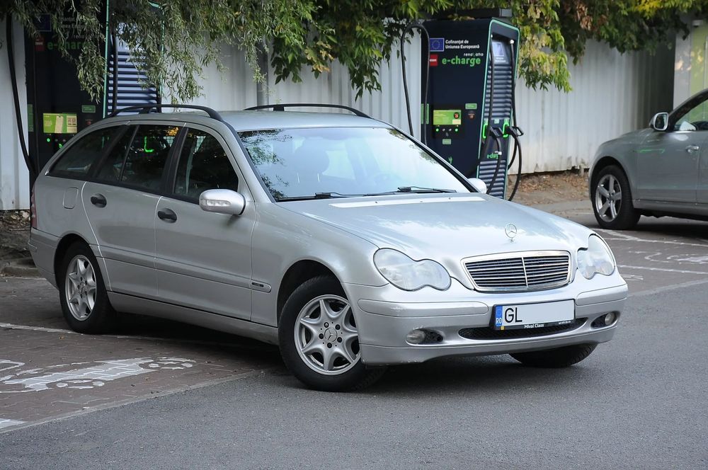Mercedes-Benz C 200 Kompressor 2003 2.0i+GPL 129 CP E3 6 trepte Clima, Proprietar