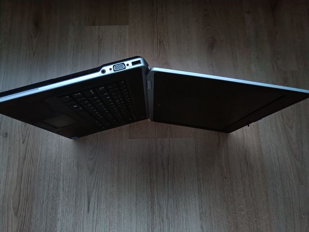 Лаптоп DELL Latitude E6430