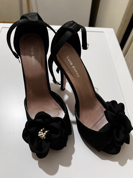 Сатенени сандали на ток - 37 номер