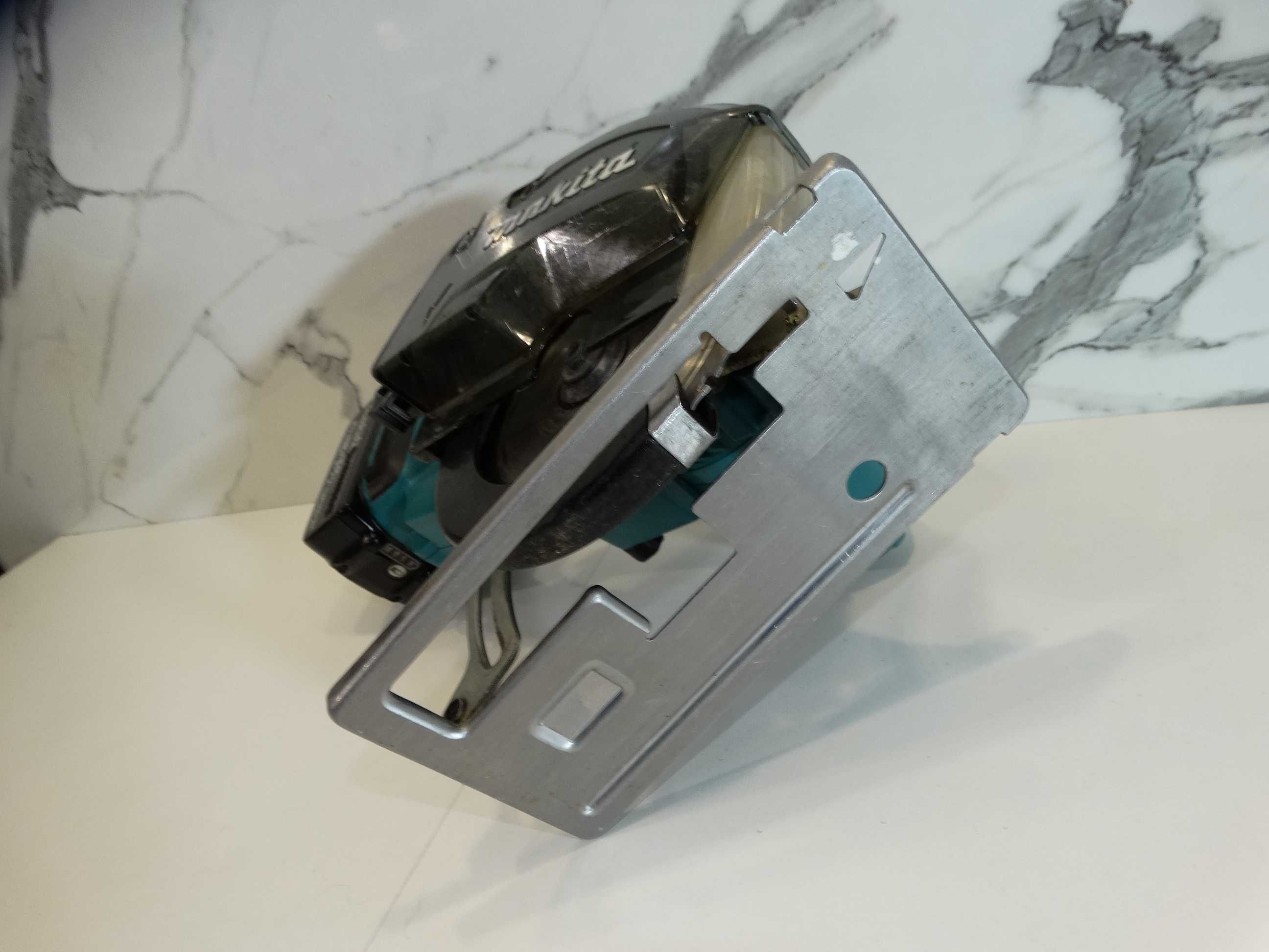 Makita DCS 552 - Циркуляр за метал