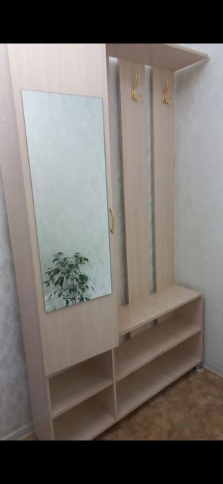 Продам прихожку.