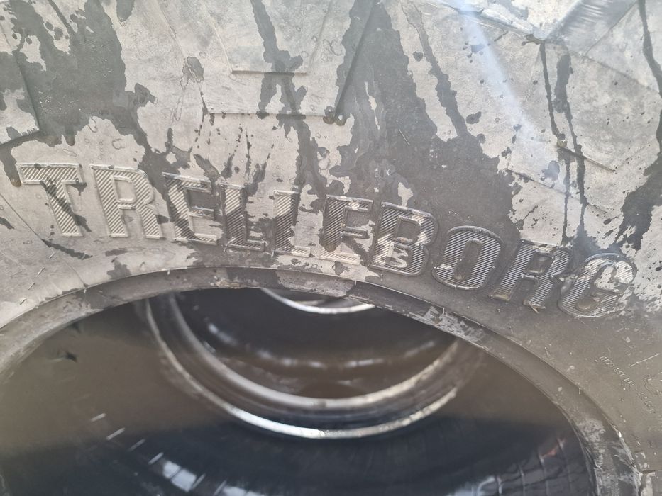CAUCIUCURI tractor 480/70R24 marca Trelleborg
