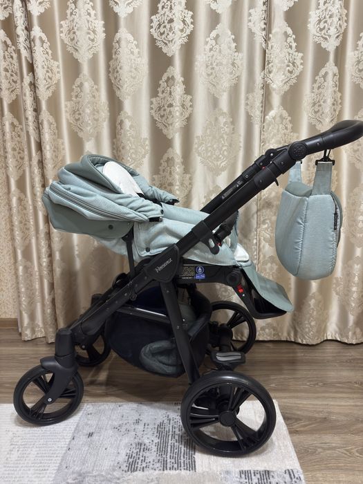 Продам коляску Adamex Neonex