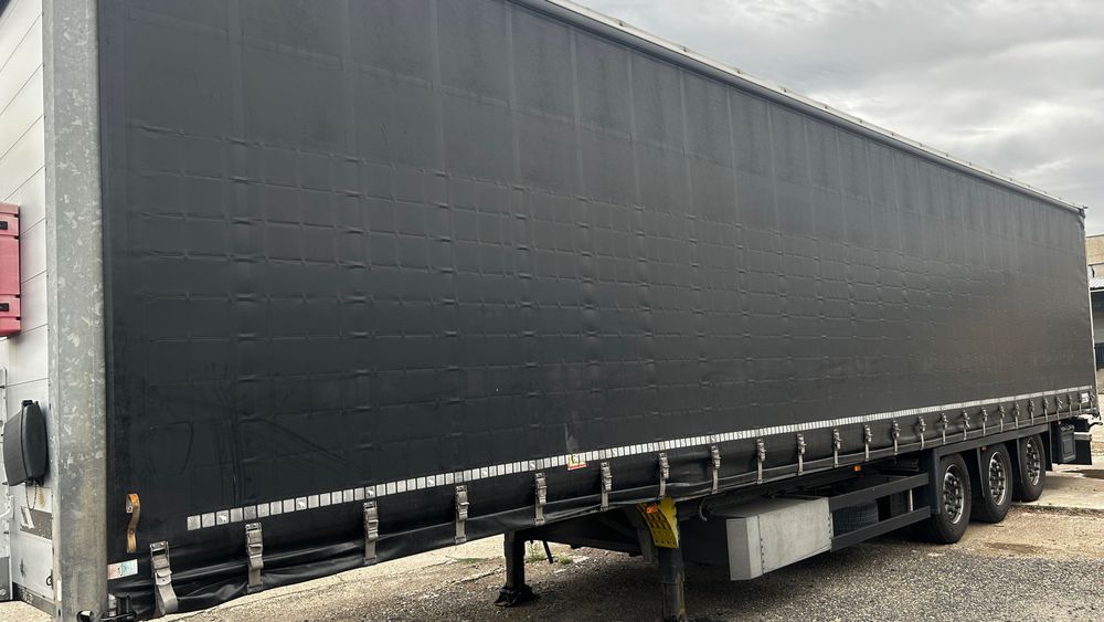 Arad: semiremorca Varios Schmitz 2016, DAF 480, mega, 2018, 650000 km