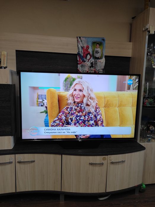 LED Телевизор TCL 48 инча