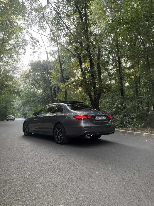 Mercedes-Benz e220d 2021