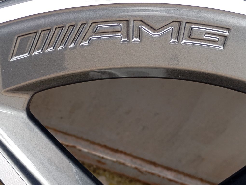 Оригинални Джанти AMG 19'' с гуми