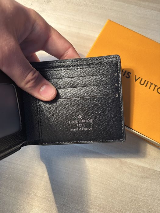 Louis Vuitton портфейли нови