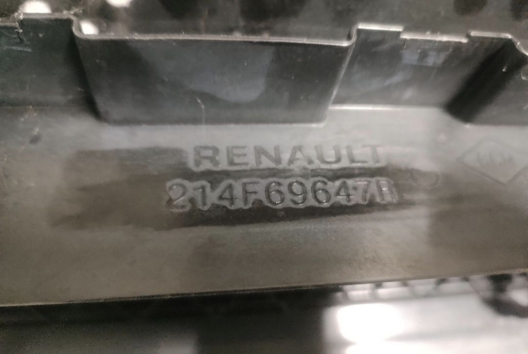 Volet,grila activa Dacia Duster 2 1.5 cu adblu cod 214f69647r