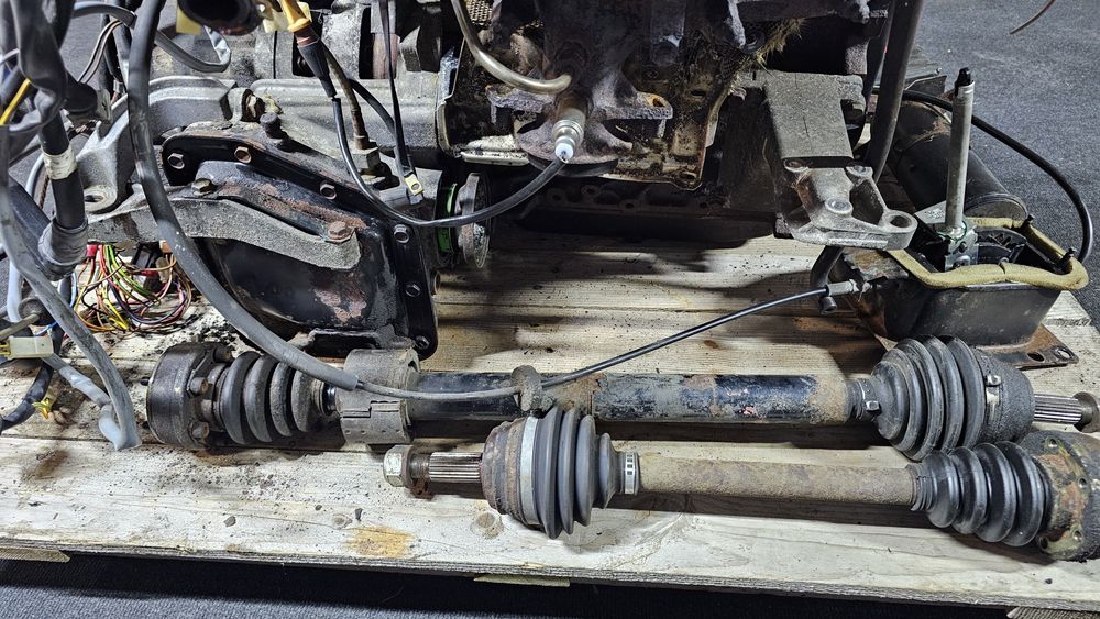 Motor Volkswagen Golf 2 / Jetta 2 1.8 90cp cod GX (135.000km) + cutie