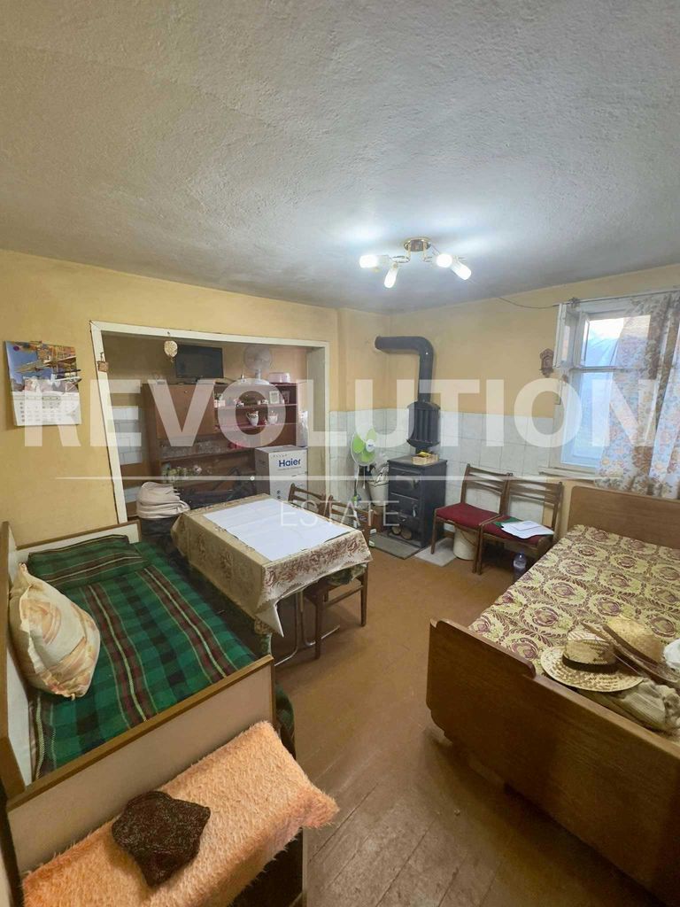 Продава се Къща в Пловдив, Център - 136 кв.м за 625 €/кв.м - Снимка #2