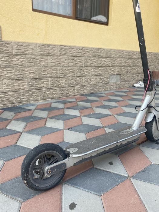 Trotineta Xiaomi pro