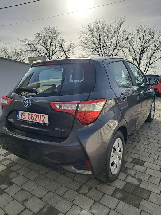 Toyota yaris hybrid active 2018-75930 km- consum redus,fiabilă