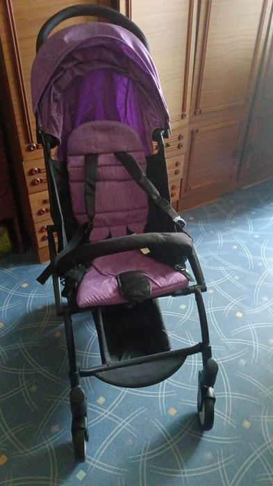 Продам детскую прогулочная коляску
