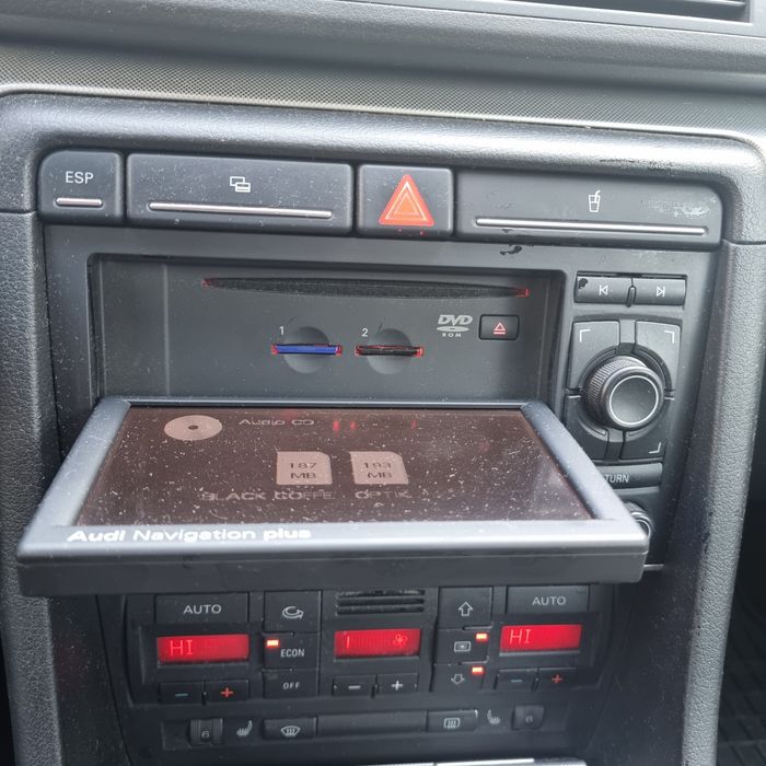 Vand Audi a4 2,0 tdi--proprietar