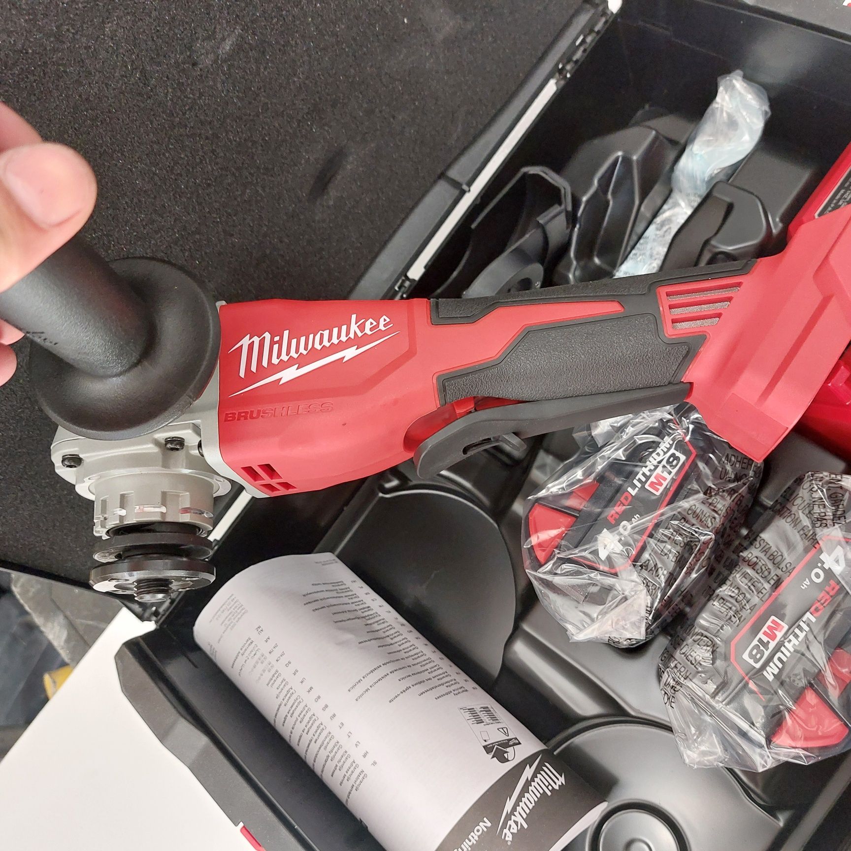 Безчетков акумулаторен ъглошлайф Милуоки Milwaukee M18 BLSAG125XPD-40