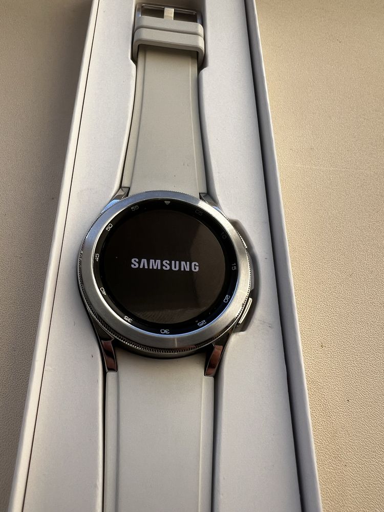 Samsung Watch 4 classic 42mm