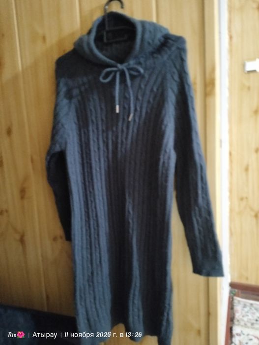 Платье женское, вязаное