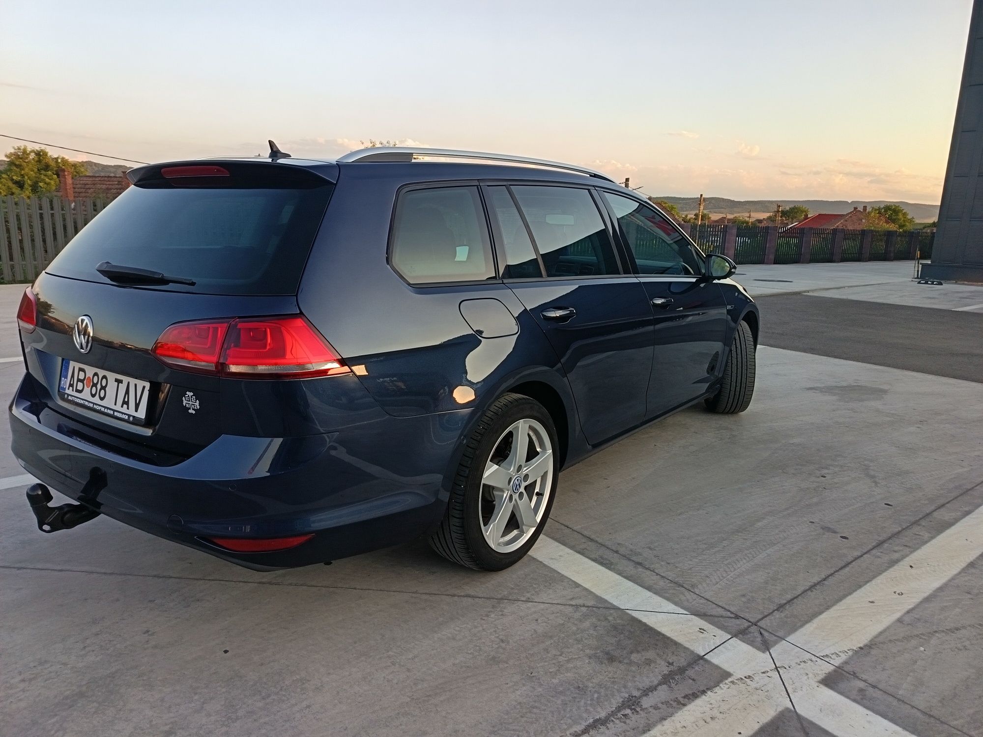 Vând Golf 7   lounge