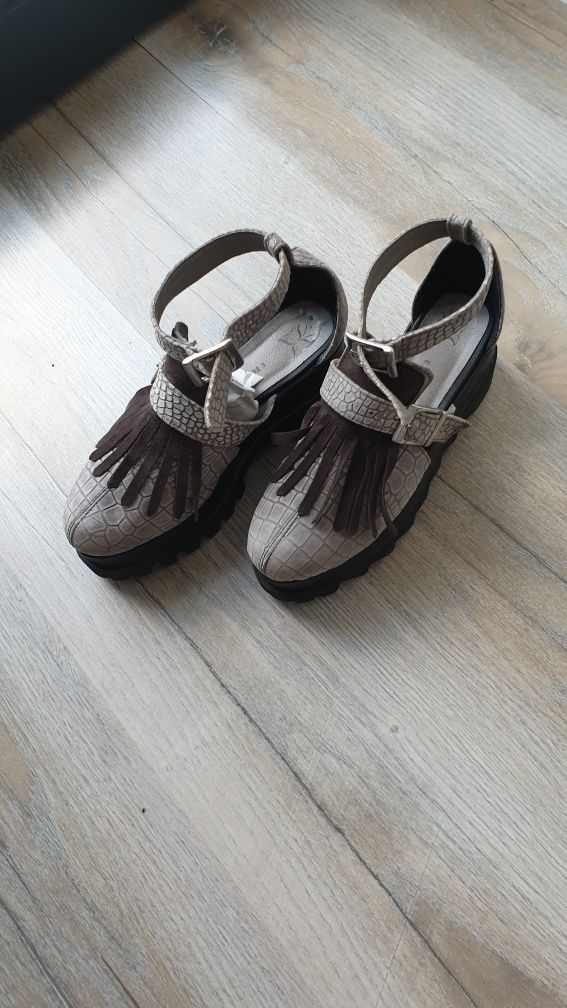 Sandale piele naturala  Max shoes si Exclusives!