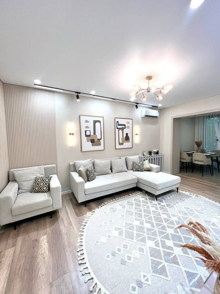 !!Центр| Дархан.. 2в3комнатная.. 60m2.  Evro