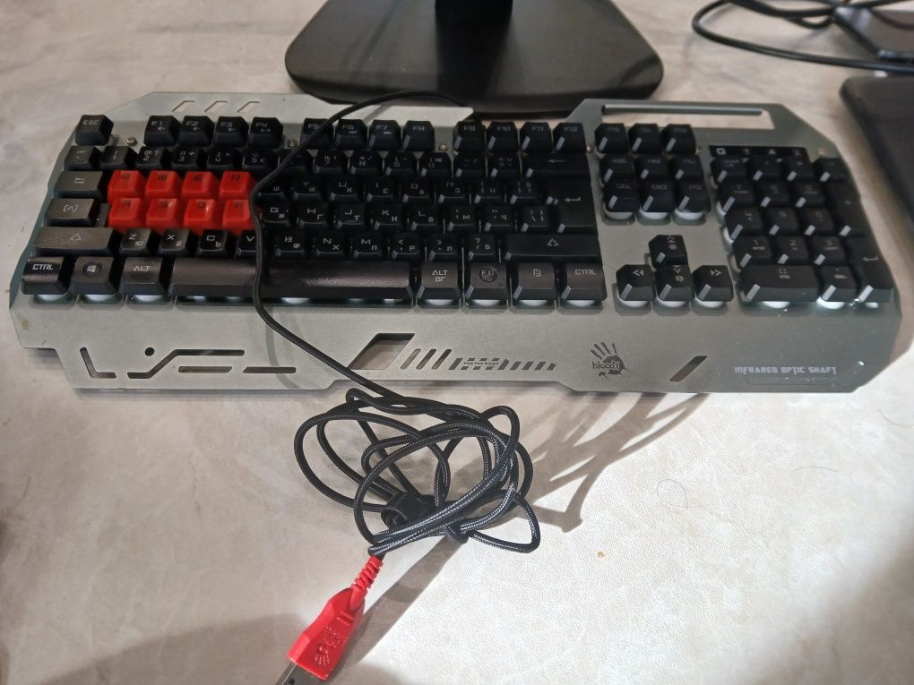Клавиатура A4Tech Bloody B2418, RGB, с кабел, сива