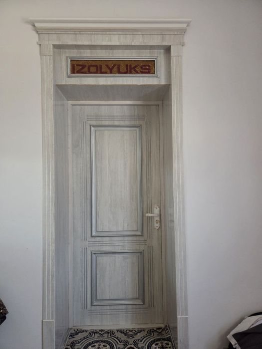 Eshik va romlar ustanovka qilamiz