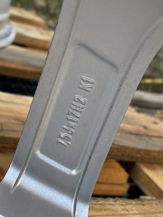 17 цола 5 х 112 мм Мерцедес , Ауди , Шкода , Фолксваген , VW