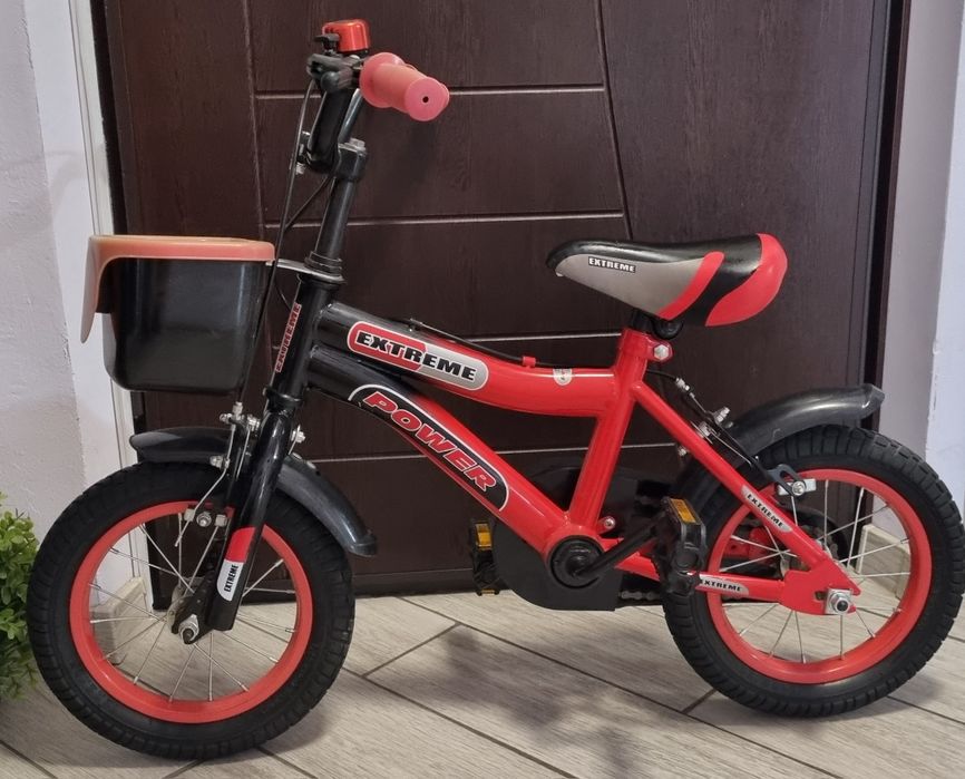 Bicicleta copil rosie