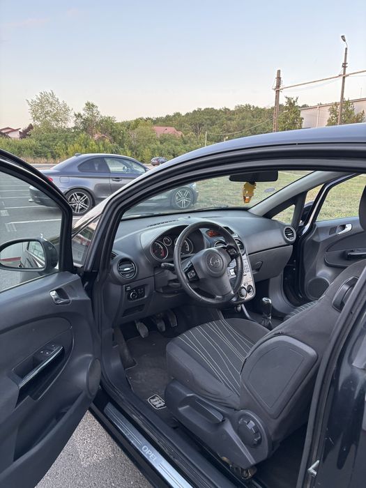 Opel Corsa GPL fabrica,butelie noua, ambreaj nou