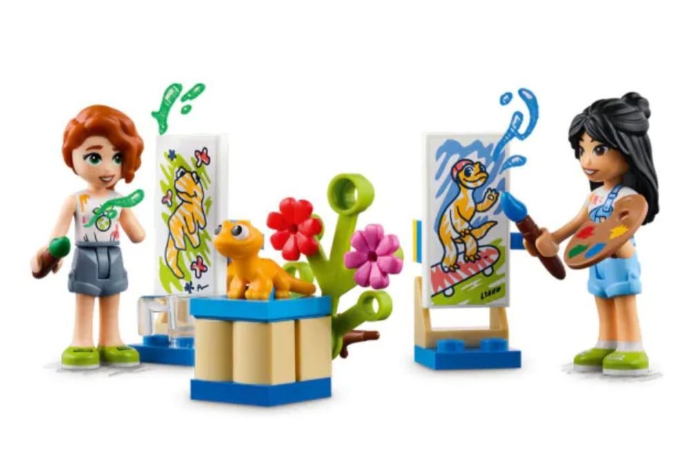 Конструктор LEGO Friends Стаята на Лиан 41739