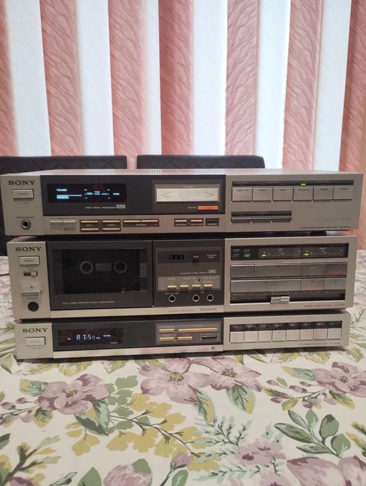 Linie vintage SONY syscon 400