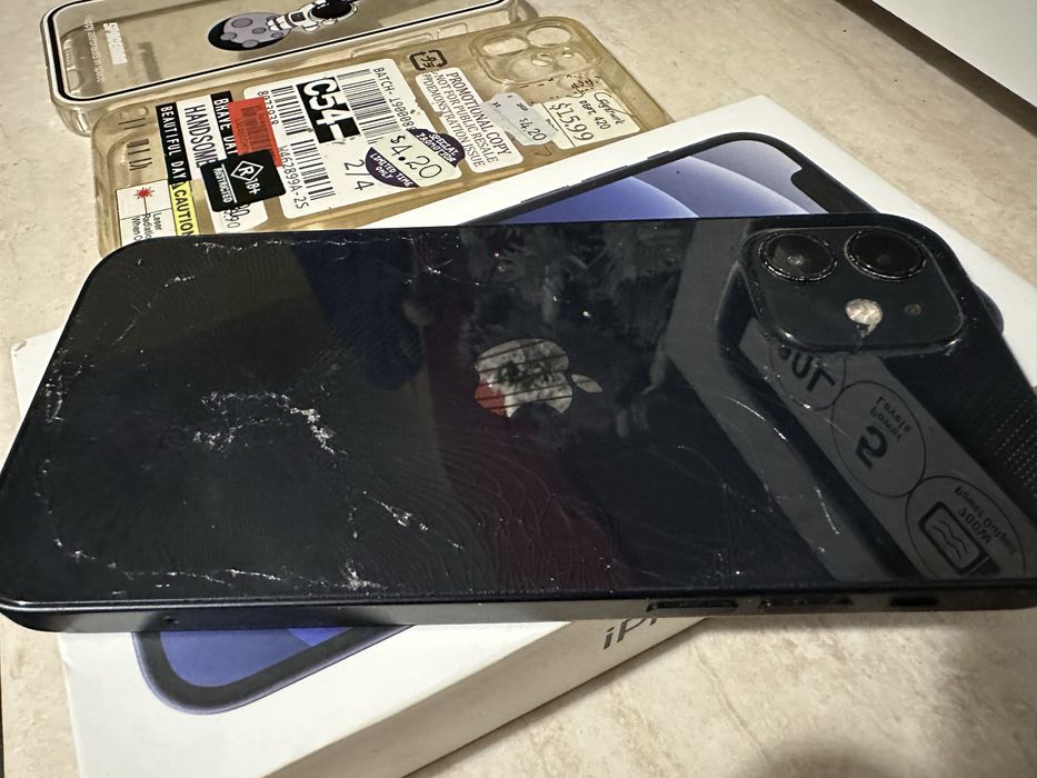 Iphone 12 64gb ……….