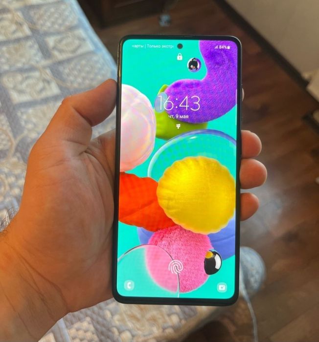 Продам телефон Samsung A51  память 128гб