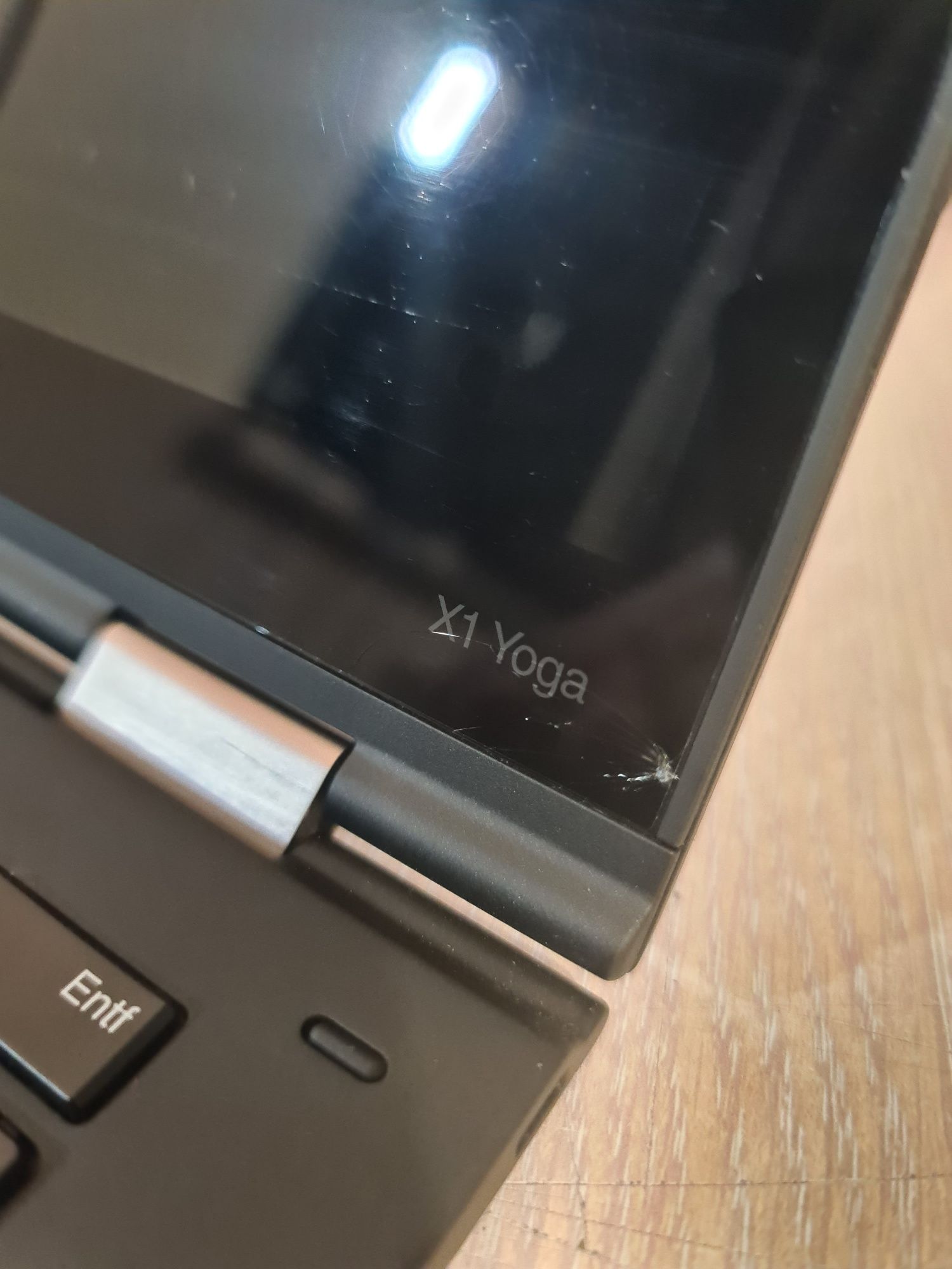 Lenovo ThinkPad X1 Yoga 2nd Gen I7-7600/16GB-stare 8/10