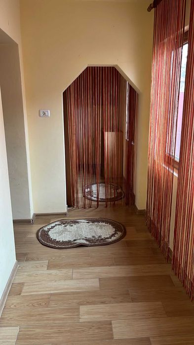 Proprietar ,inchiriez casa