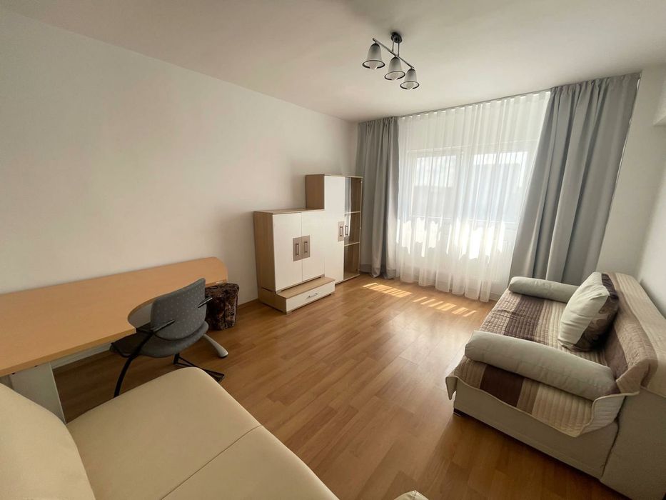 Apartament 2 camere, zona Garii, recent renovat-direct proprietar.