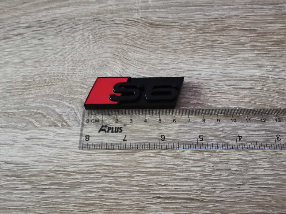 Предна решетка черна емблема Audi Ауди S6