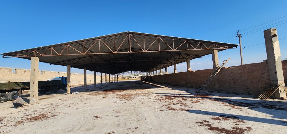 Ферма металичиски 12 метирдан 12 дона бор