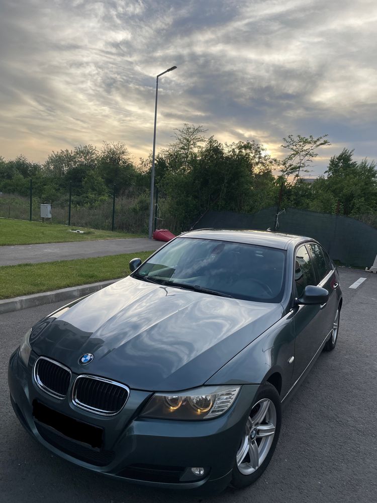 Bmw e 90 320d.  Facelift