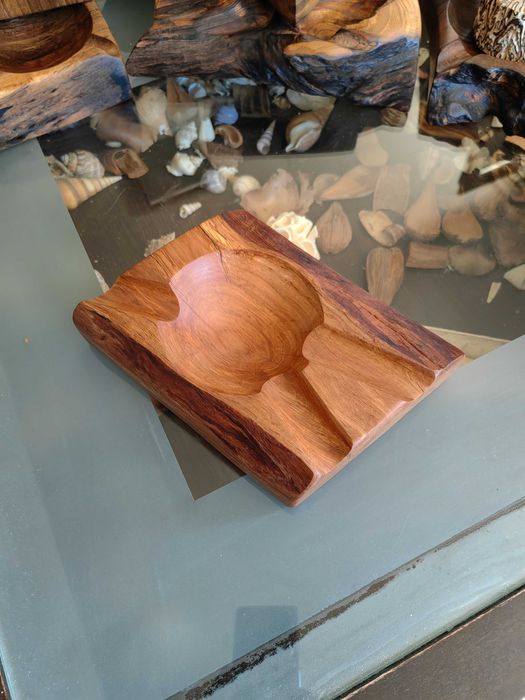 Пепелник за пури