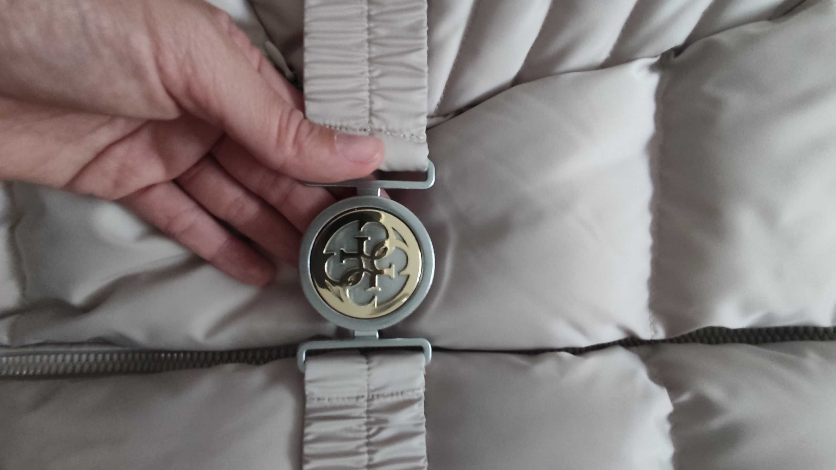 Яке Guess размер L