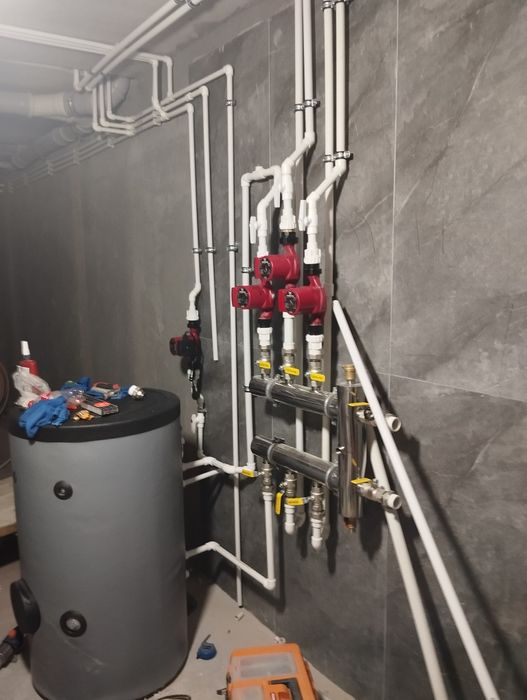 Сантехник Максим,монтаж сантехники на участках и новостройках