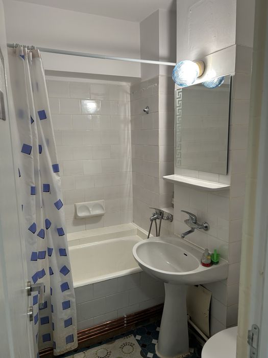 Apartament decomandat Calea Bucuresti