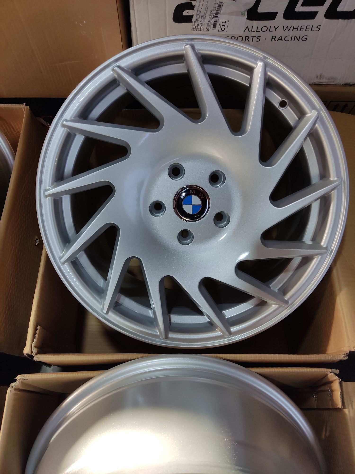 Vossen 18" 5X120 BMW