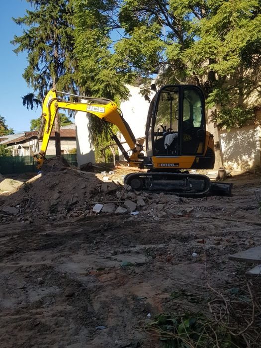 Miniexcavator -Inchiriere Utilaje