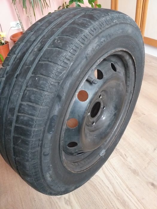 Anvelopa iarnă-vară continental 185/60 R15 + jante table