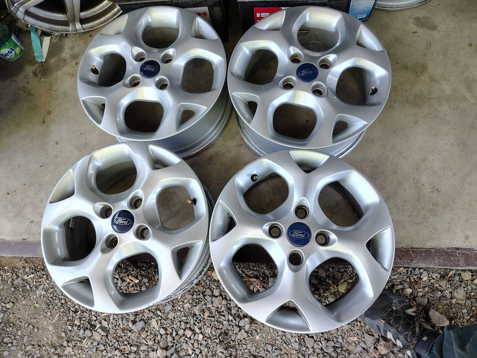4бр.АЛУМИНИЕВИ ДЖАНТИ 15ки за FORD 4x108 6jx15 et47,5