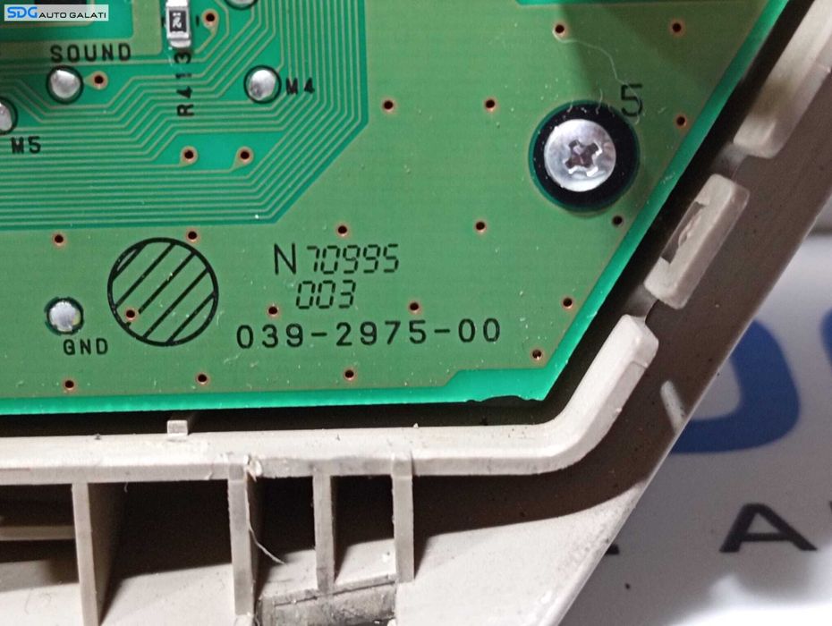 Panou Consola Comanda Buton Butoane Radio CD Player Renault Laguna 3 2007 - 2015 Cod 039-2975-00 [M4524]